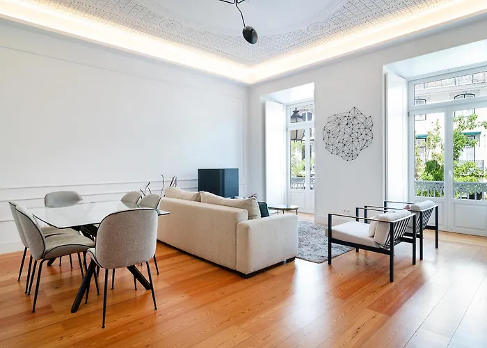 Unique Chiado, 2 Bedroom Deluxe * Lisboa