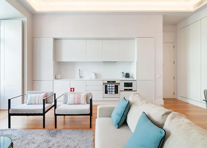 Unique Chiado, 2 Bedroom Deluxe شقة