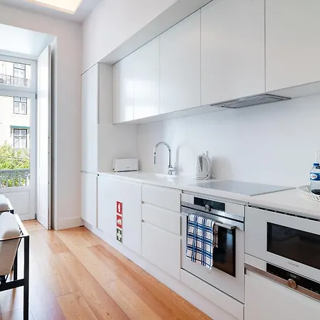 Unique Chiado, 2 Bedroom Deluxe Апартаменты