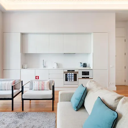 Unique Chiado, 2 Bedroom Deluxe דירה