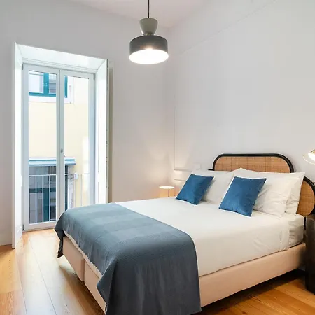 Unique Chiado, 2 Bedroom Deluxe Апартаменты