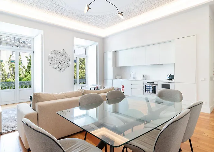 Unique Chiado, 2 Bedroom Deluxe Lisbon
